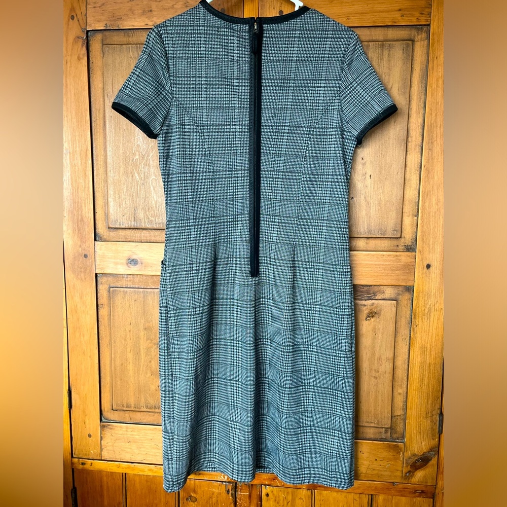 Max Studio Small glen plaid short sleeve dress - Picture 4 of 15